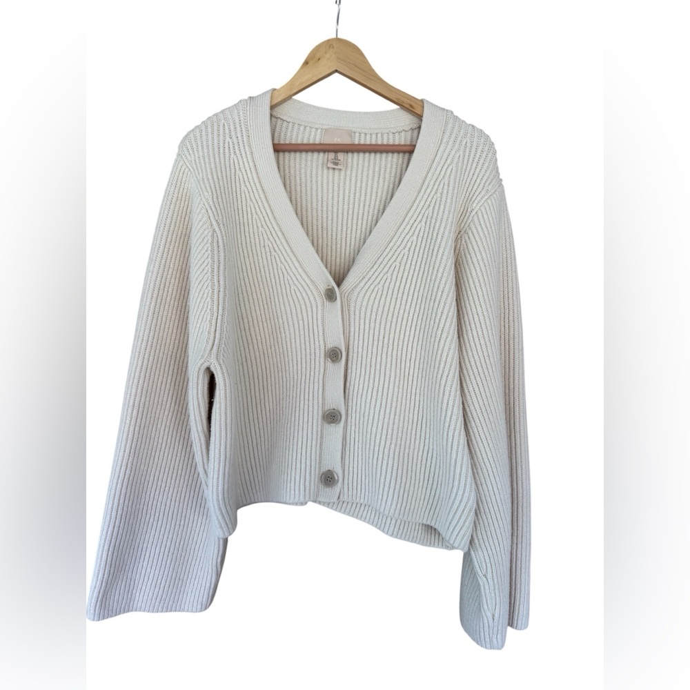 H&M Cream Ribbed Knit Cardigan Size L